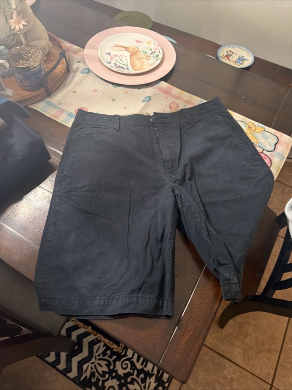 GAP Men's Black Flat-Front Cotton Shorts
